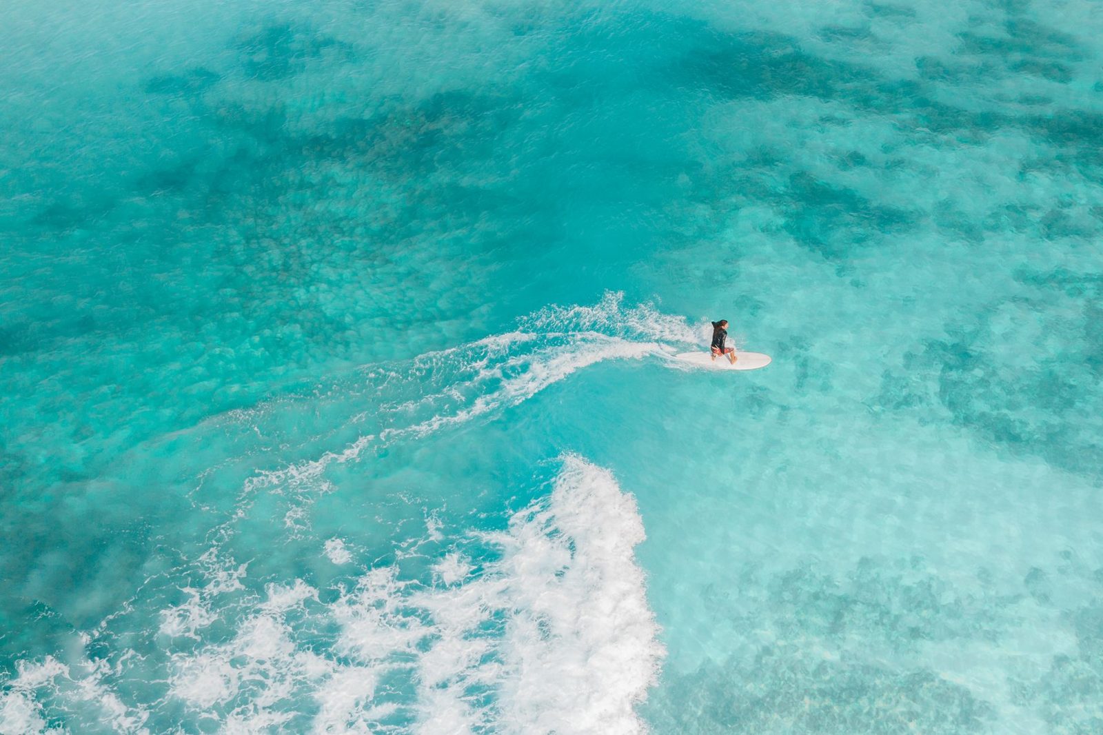 Electric Paddle Boards Explained: Motors, Batteries, Range and the Rules
